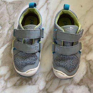 Plae boy shoes size 10